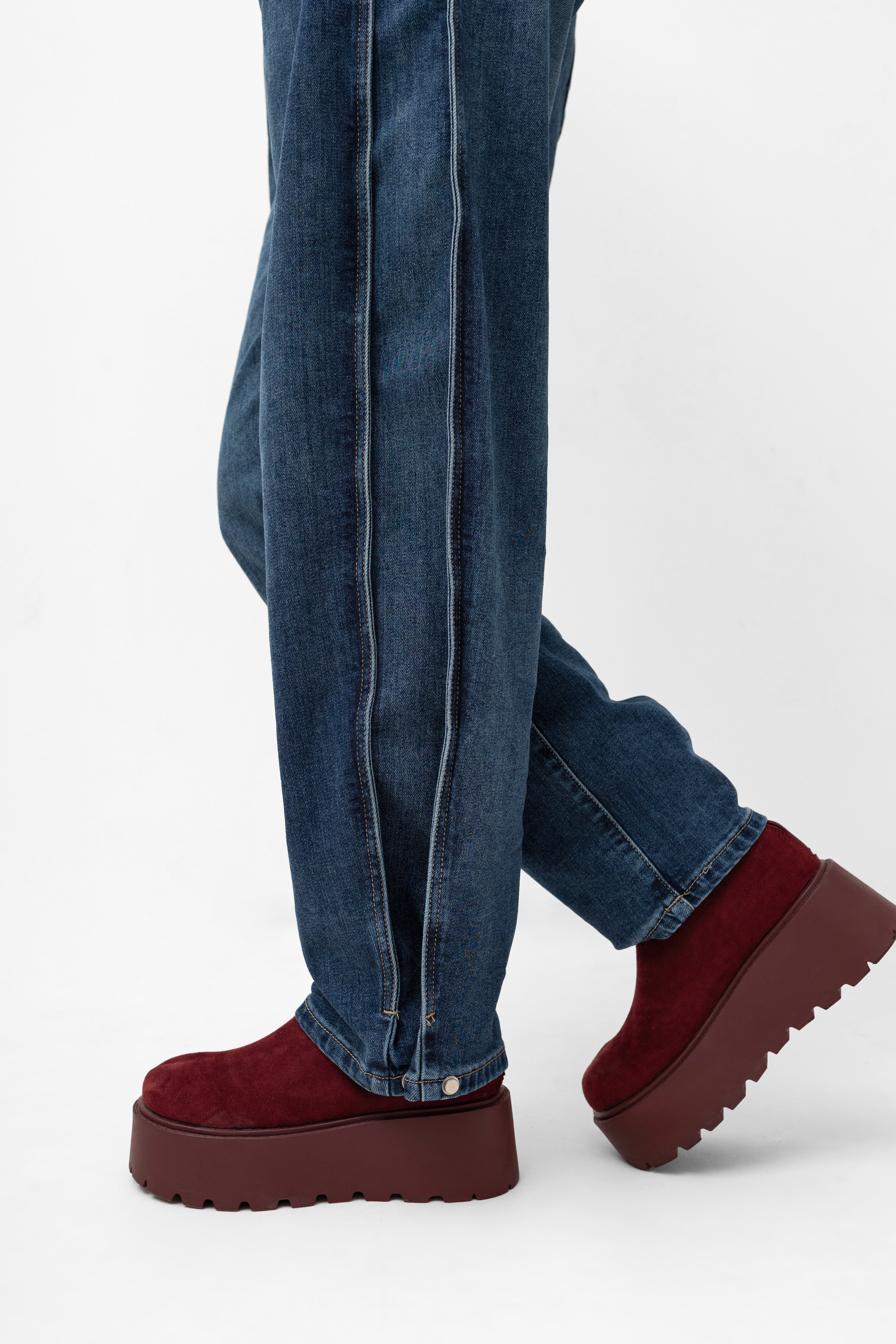 Boyfriend Jeans - Bastet by Agnieszka Włodarczyk