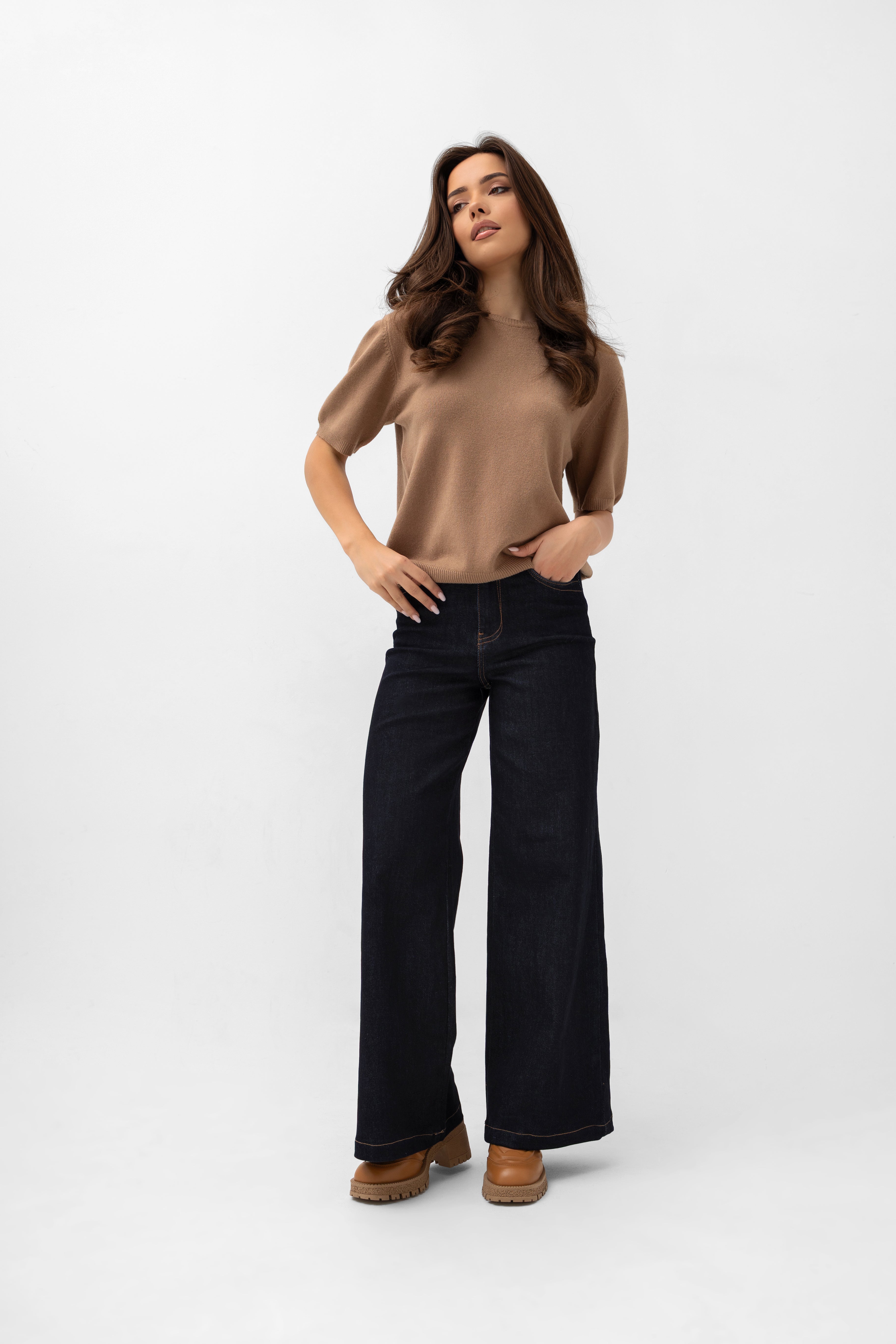 Spodnie jeansowe "Wide Leg" - Bastet by Agnieszka Włodarczyk