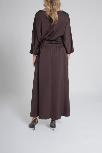 NEVA – rozkloszowana spódnica satynowa maxi