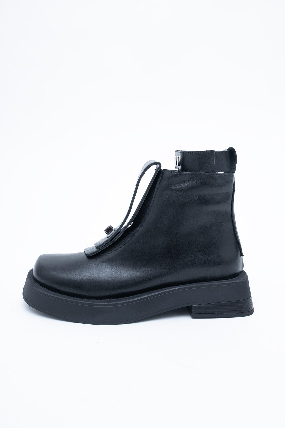 Skórzane Botki Ozdobnym Paskiem 2w1