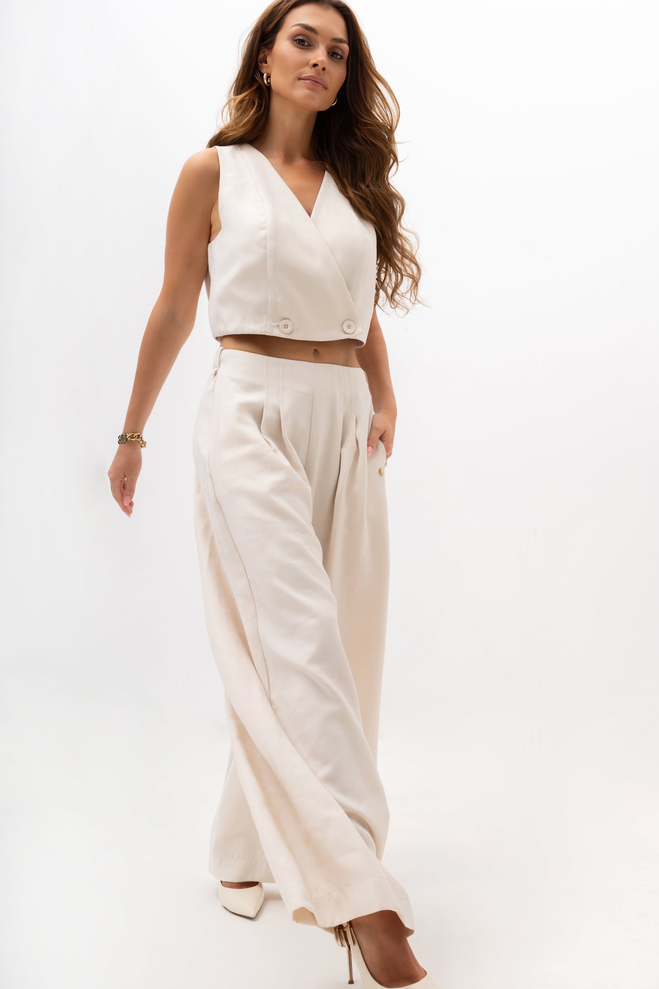 Weit geschnittene Damenhose mit Bundfalten – elegantes Design mit elastischem Bund
